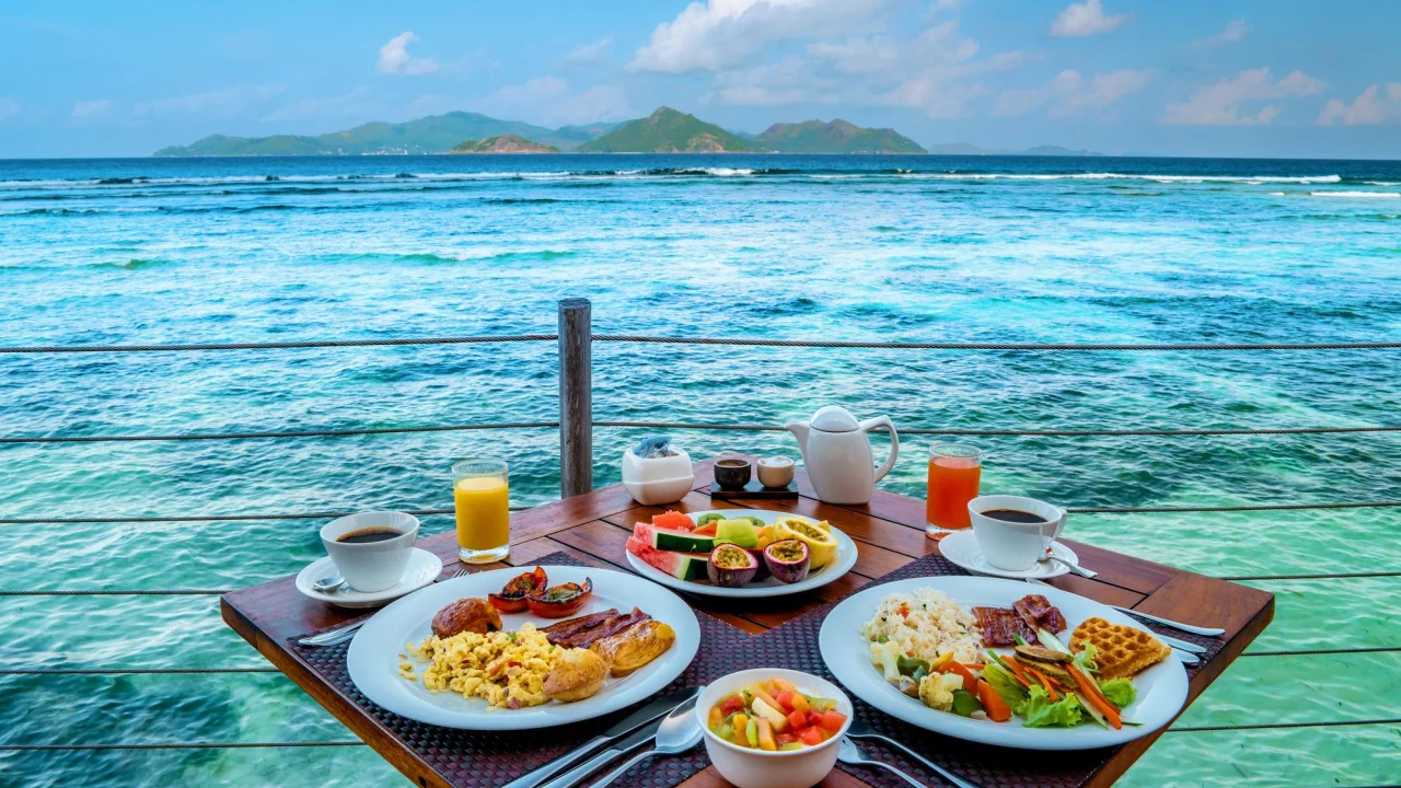 Seafood Flavors: The Best Fishing Towns