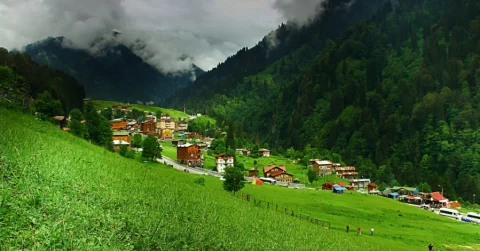 ANKARA HAREKETLİ KARADENİZ RÜZGARI ve BATUM TURU (4 Gece 5 Gün)