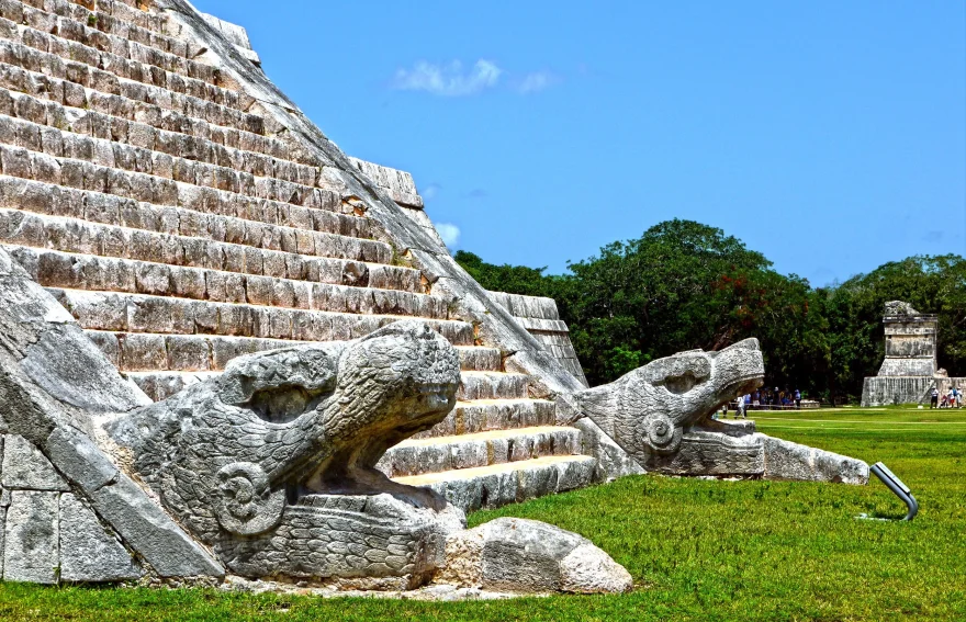 Maya tapınağı Guatemala