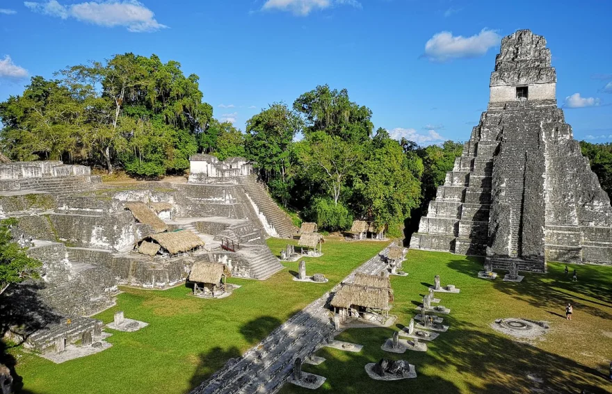Antik Maya şehri Tikal - Guatemala